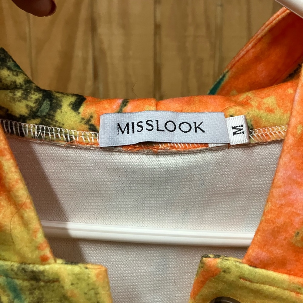 Misslook Medium Button Down Jacket With Hood - image 3